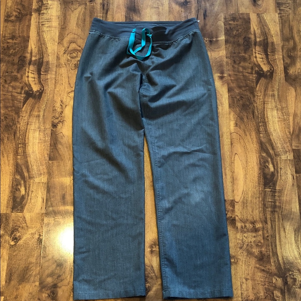 FIGS Technical Collection scrubs Charcoal grey & Teal Drawstring. Size XS P